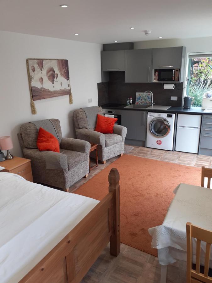Railway Retreat No4 Comberton Terrace Apartment Kidderminster Bagian luar foto